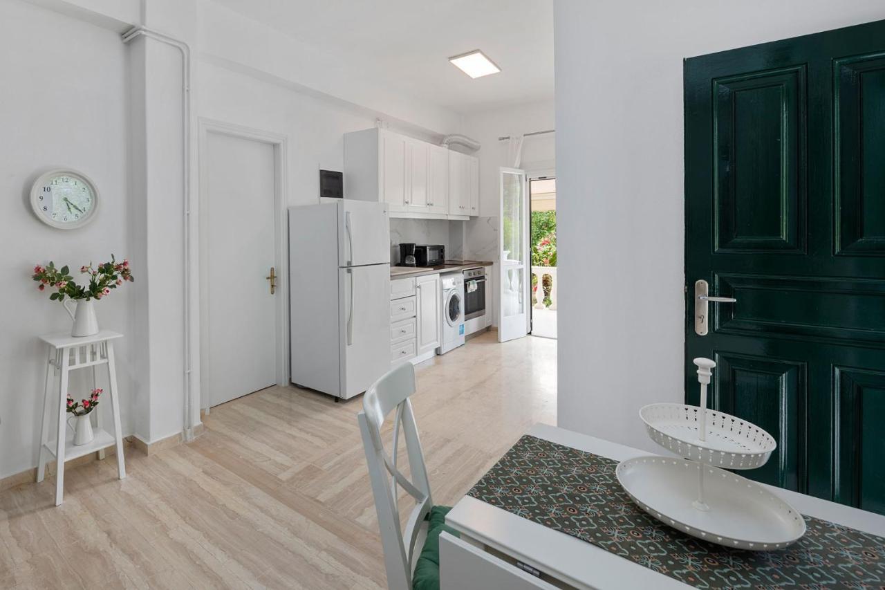 Karia Holiday Home 레프킴미 외부 사진